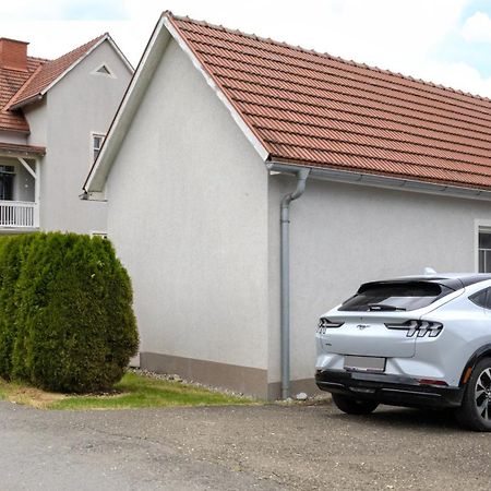 Flat Bull Appartement Mit Garten Sankt Lorenzen bei Knittelfeld Exteriér fotografie